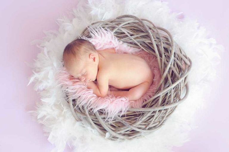 baby-sleeping-baby-baby-girl_compressor