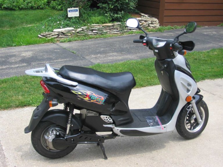 XM3000_Electric_Scooter_1_compressor