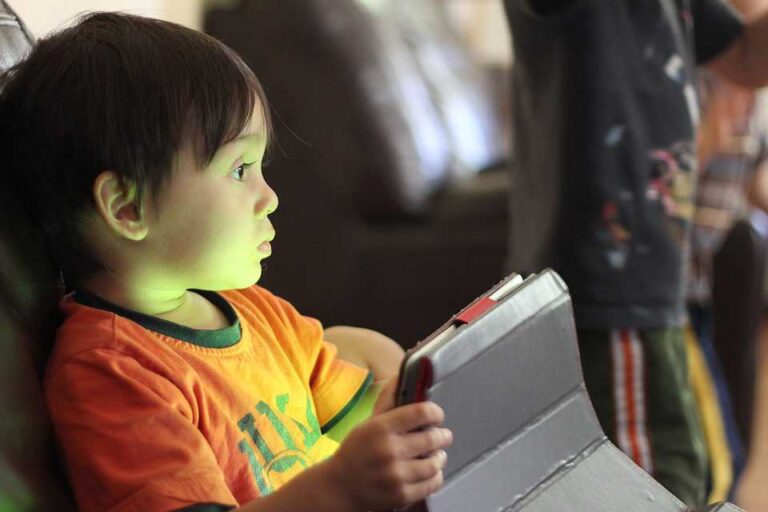 kids-playing-1253096_960_720_compressor